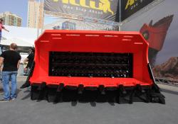 Allu M-Series crusher