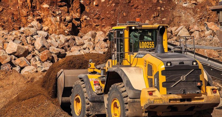 Volvo CE wheeled loader at TooWoomba