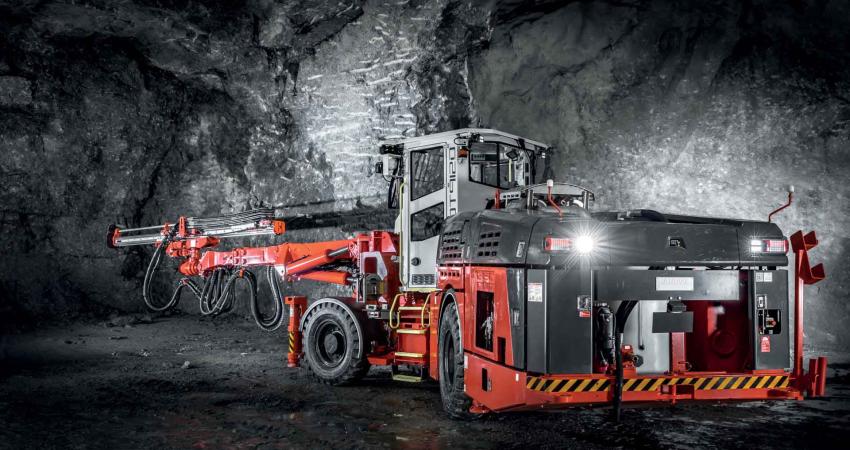 Sandvik DT912D tunneling jumbo