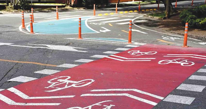 Medellin cycle path 