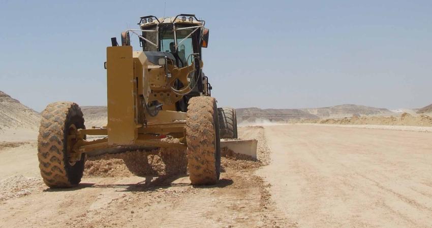 Caterpillar grader 