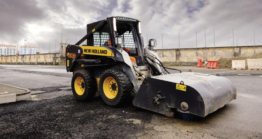 New Holland loader