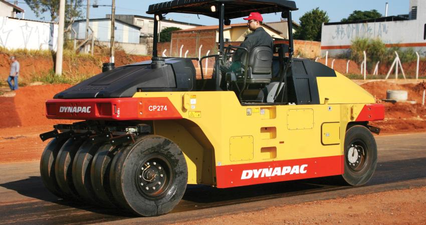 Dynapac rubber tyred asphalt finisher