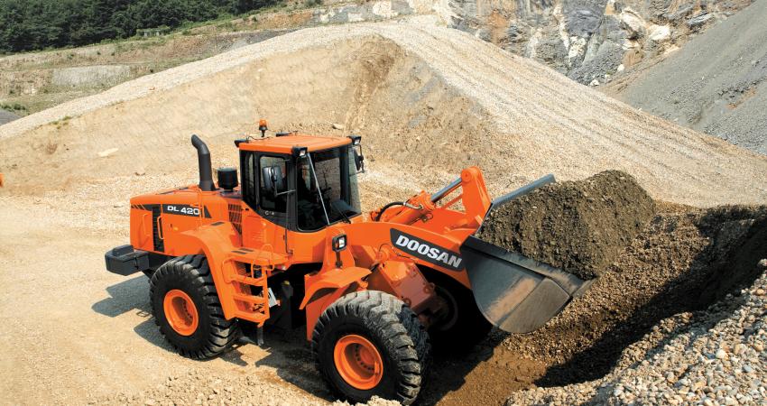 Doosan DL420 wheeled loader 