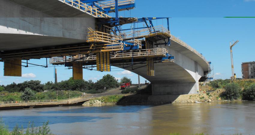 bridge under contruction