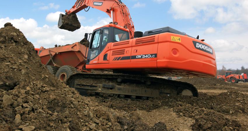 Doosan DX300LC