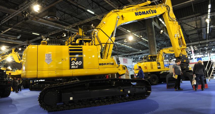 Komatsu_PC240LC