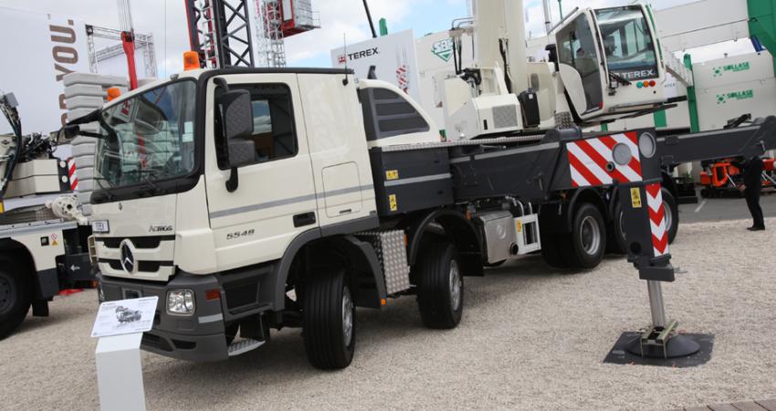 Terex Roadmaster 5300 Truck Mounted Crane, live at INTERMAT 2012