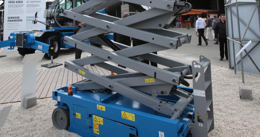 Terex Genie GS 4047 compact electric scissor lift, live at INTERMAT 2012