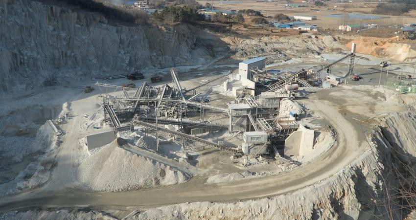 aggregate plant at Jungeub quarry, South Korea