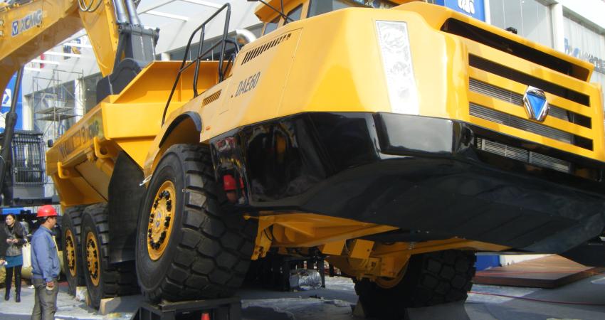 XCMG all-wheel-drive new DAE60 ADT machine 