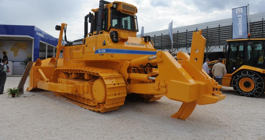 bauma 2013 daily Dressta dozer range