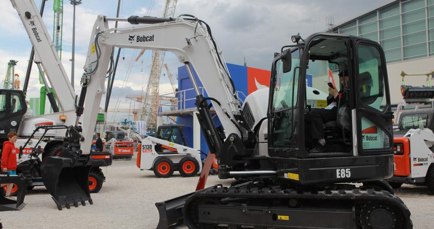 bauma 2013 Daily e85 bobcat midi excavator