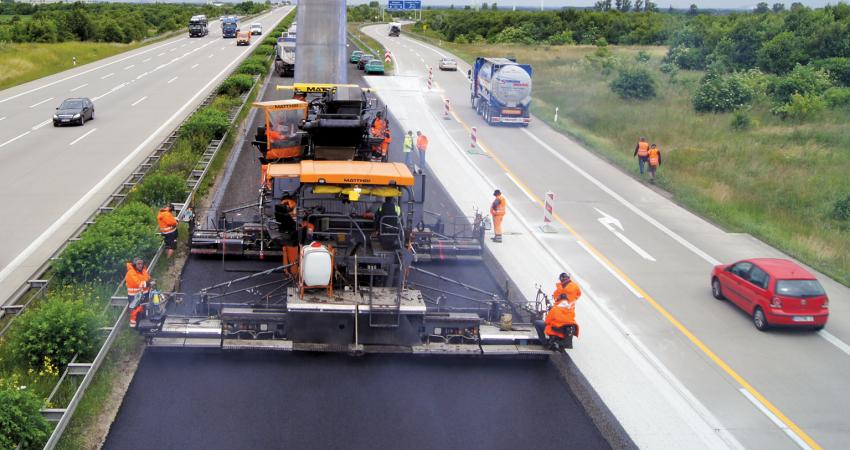 MOBA’s PAVE-IR system asphalt resurfacing