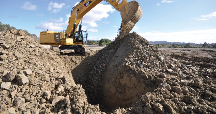 Caterpillar 390f Excavator at demonstration centre