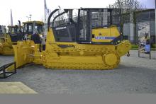 bauma 2016 Daily News Dressta  hydrostatic drive dozers