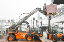 bauma 2016 Dayile News AUSA Taurulift line