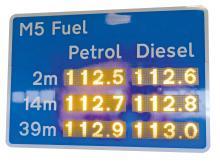 Petrol price comparison on Swarco VMS