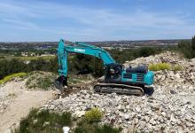 Kobelco is now offering two new top-of-the-range excavators for the 50tonne class