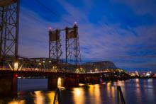 A new interstate bridge will improve transport between Oregon State and Washington State – image courtesy of © Vitpho | Dreamstime.com