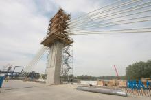 Bridge pylons built using Doka climbing formwork MF240