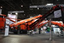 Terex Finlay 684 inclined screen, live at INTERMAT 2012