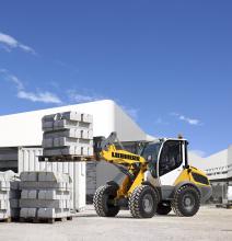 Liebherr compact loader 