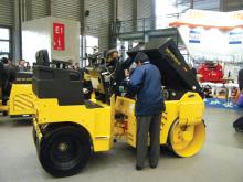 BW115AC-3 compact asphalt compactor 