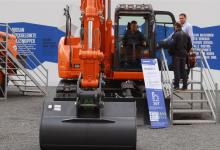 Doosan DX140LCR-3 excavator avatar