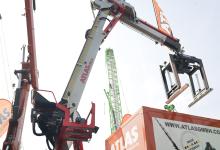 Atlas truck loading crane avatar