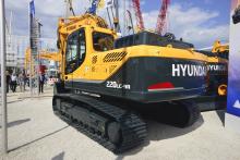 Hyundai R220-LC crawler excavator 