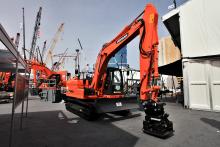 Doosan’s DX140LCR-3 excavator 