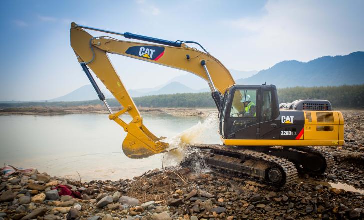 Caterpillar new 326D2 excavator 