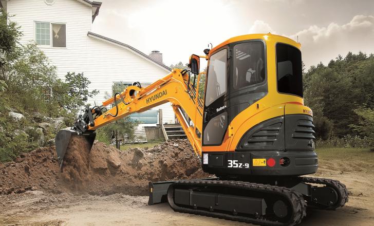 Hyundai's R35Z 9 Compact Excavator