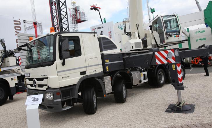 Terex Roadmaster 5300 Truck Mounted Crane, live at INTERMAT 2012