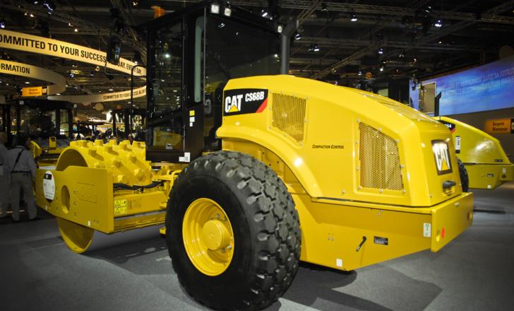 Caterpillar_CS68B