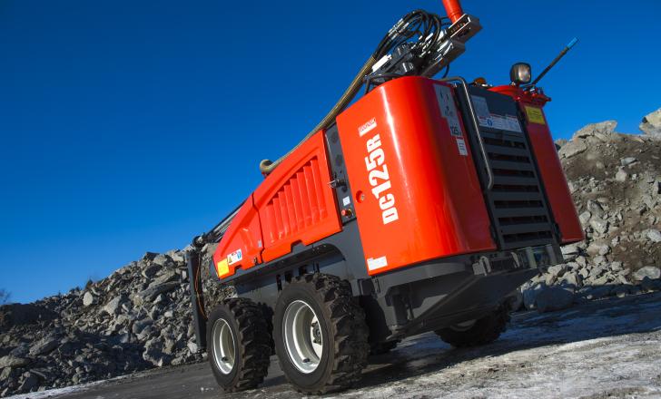 Sandvik DC125R compact hammer drill rig