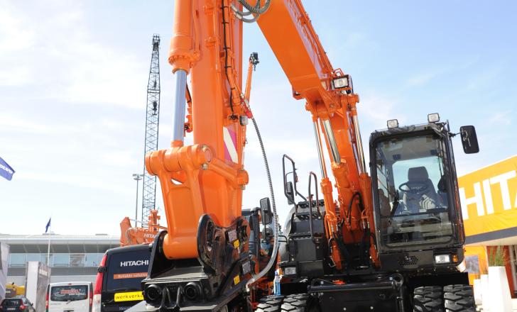 Hitachi wheeled excavator ZX140W-5