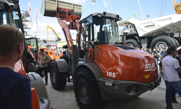 bauma 2013 Daily Atlas Weyhausen AR 105e 