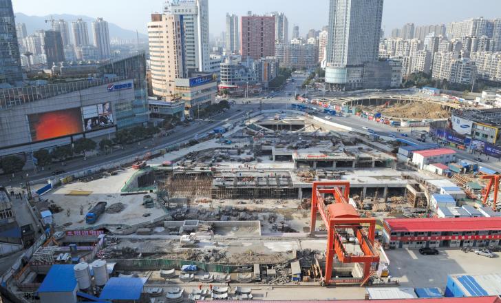 The tunnels going through the city of Wuxi