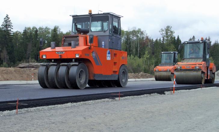 Building of Moscow - Saint Petersburg motorway