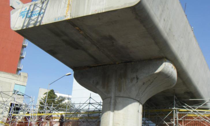 building a new Bridge in Mexico 