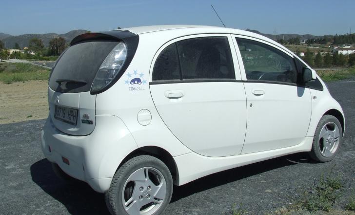 Dynamic charging technology in Mitsubishi Miev cars